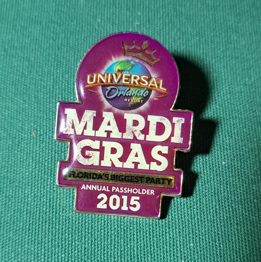 Universal studios Mardi Gras pin